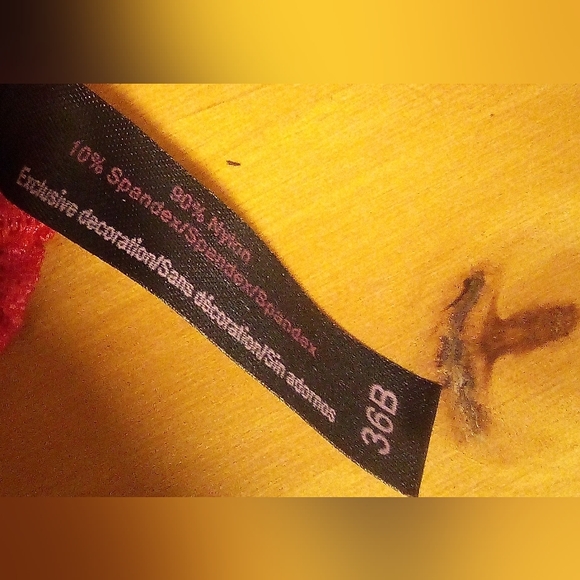 🩲Nwot black fuchsia by secret lace LLC red lace push-up padded bra 36B - Picture 14 of 15